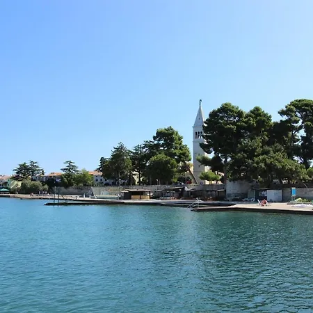 Elena, 100 M From The *