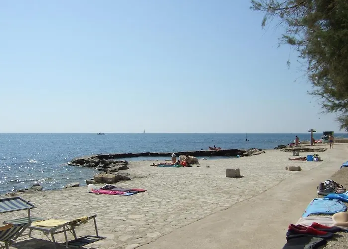 Apartmán Elena, 100 M From The *