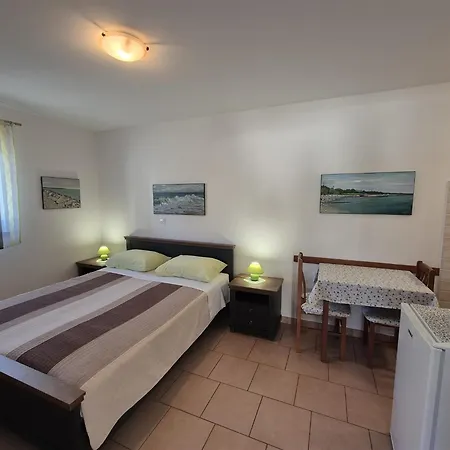 Apartamento Elena, 100 M From The